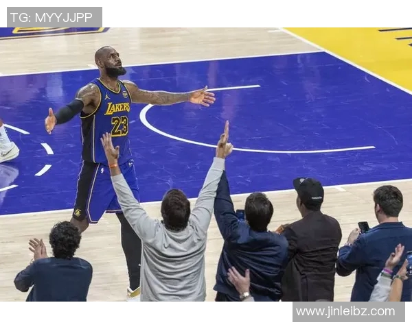 哈登领衔火箭击败湖人,拿下个人新赛季最高得分