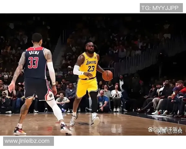 湖人后卫布朗受伤，将缺席接下来的几场比赛