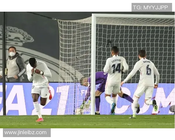 皇马3-1战平巴黎，卢卡斯破门+维尼西乌斯两球，皇马晋级欧冠淘汰赛