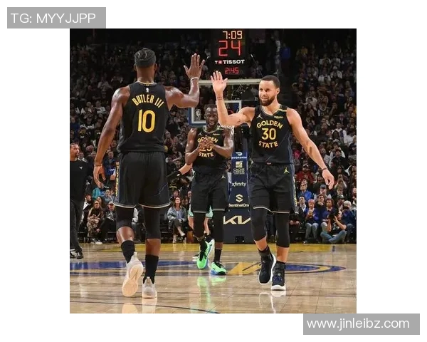 季后赛到来,勇士将迎战快船!库里重回赛场或成关键人物