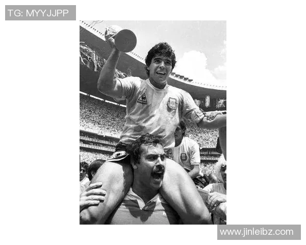 马拉多纳：传奇世纪之球