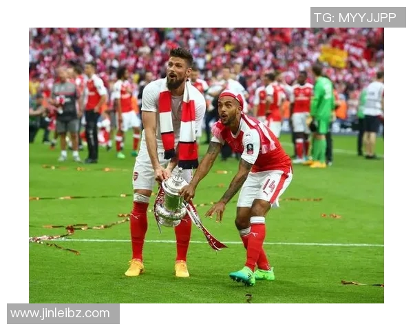 阿森纳签下切尔西前锋吉鲁，弥补前锋线缺口