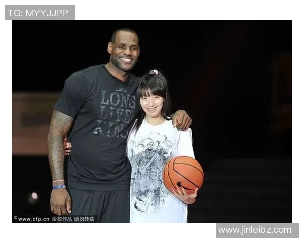 广东宏远官方确认大卫-詹姆斯续约一年，球迷齐声欢呼