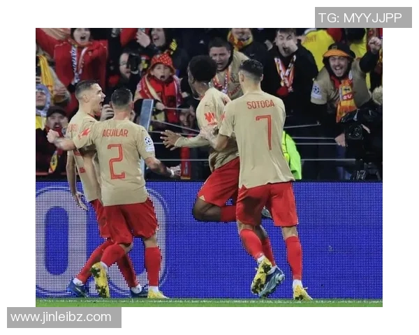 塞维利亚主场逆转维戈塞尔塔，西班牙新秀托雷斯成为头号焦点